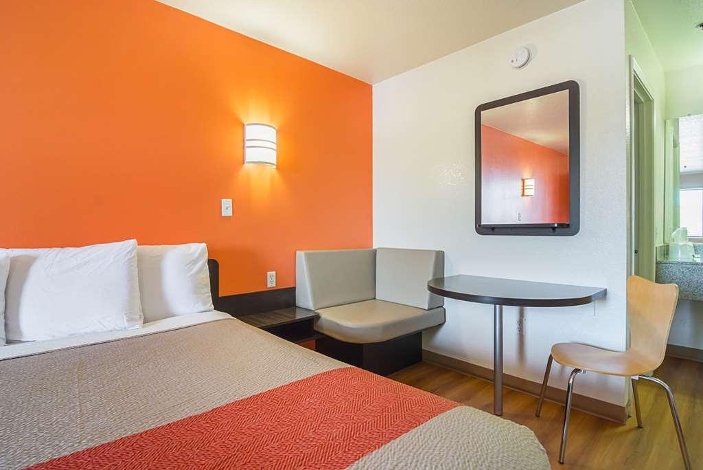 Motel 6 Chandler Prado del Sol Стая снимка