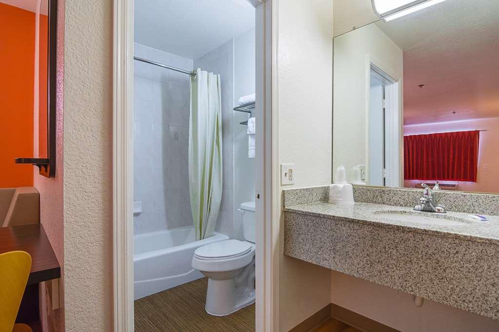 Motel 6 Chandler Prado del Sol Стая снимка
